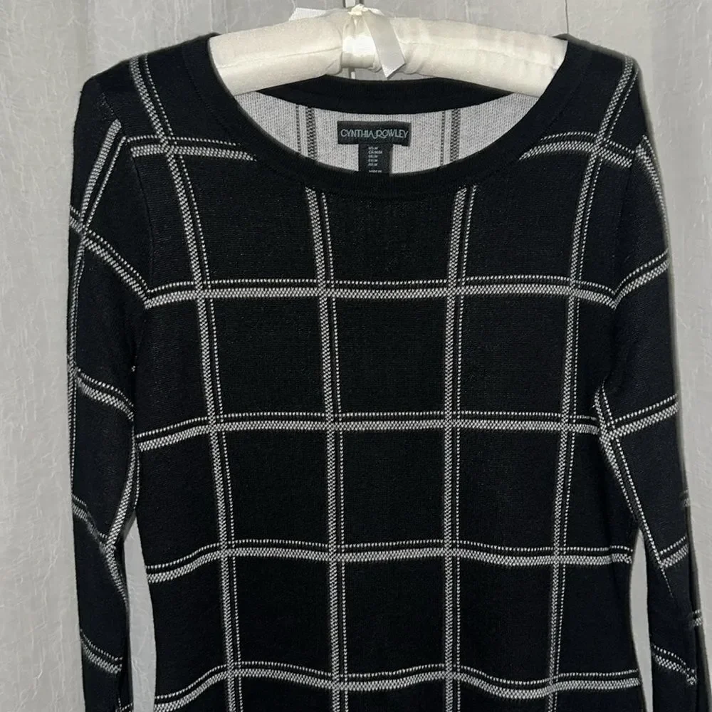 Cynthia Rowley M Black White Window Plane Plaid Long Sleeve Crew Sweater Dress